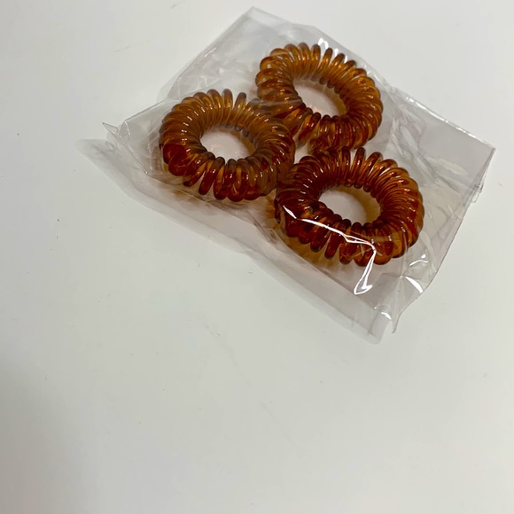 Brown Phone Cord Hair Ties | Bundle of 3 | Ponytail Hair Coils No Crease NWT - Picture 5 of 7